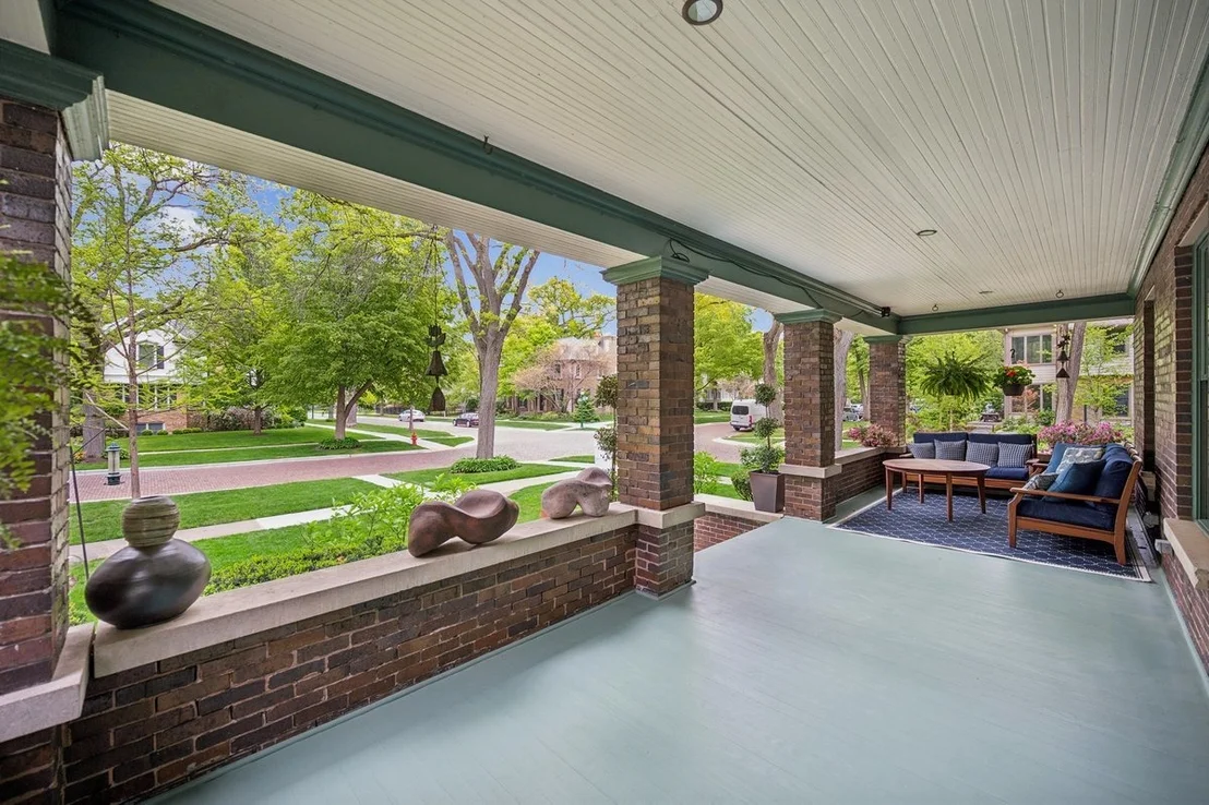 Photo of 1101 Forest Avenue
