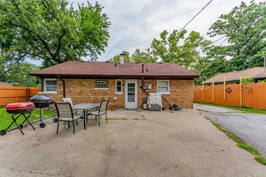 Photo of 355 Oswego Street