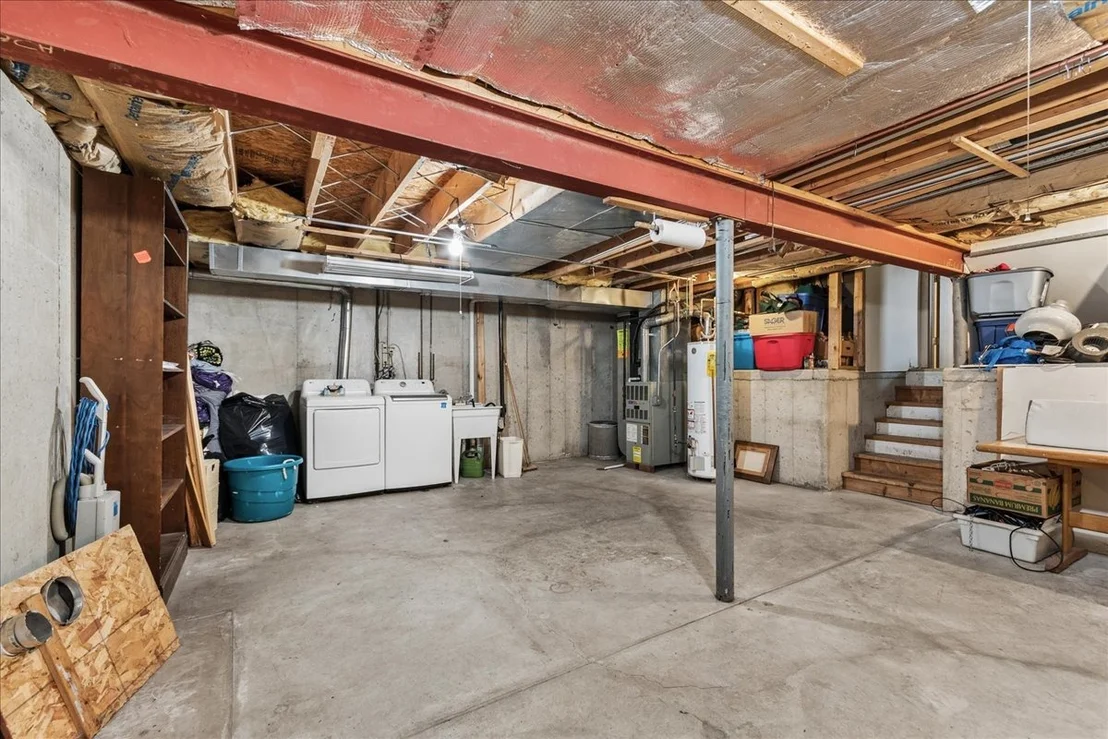 Photo of 6911 Manchester Drive