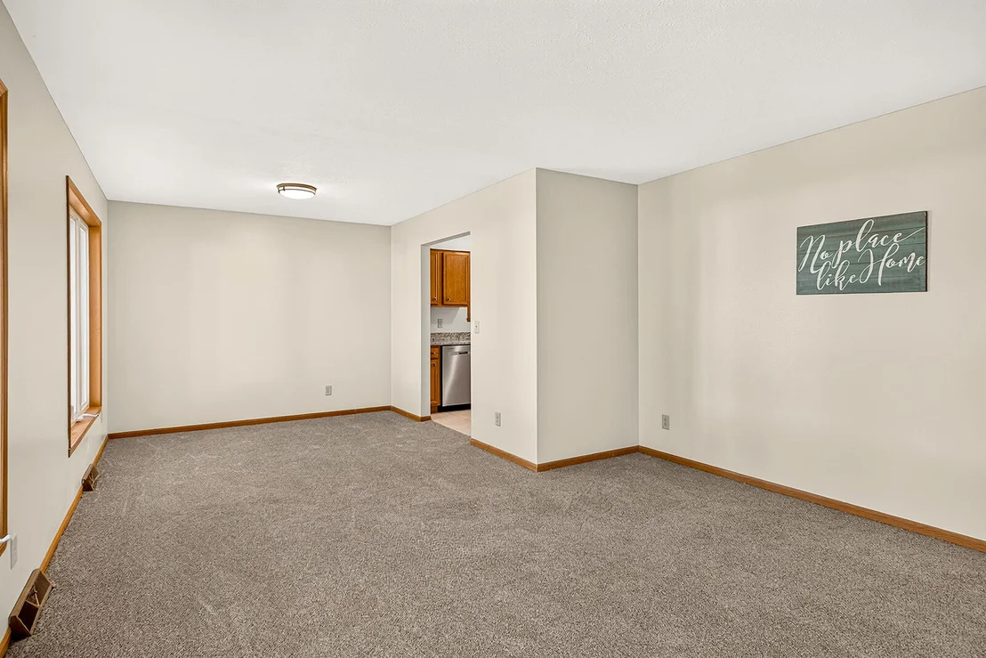 Photo of 136 Harvest Glenn Drive