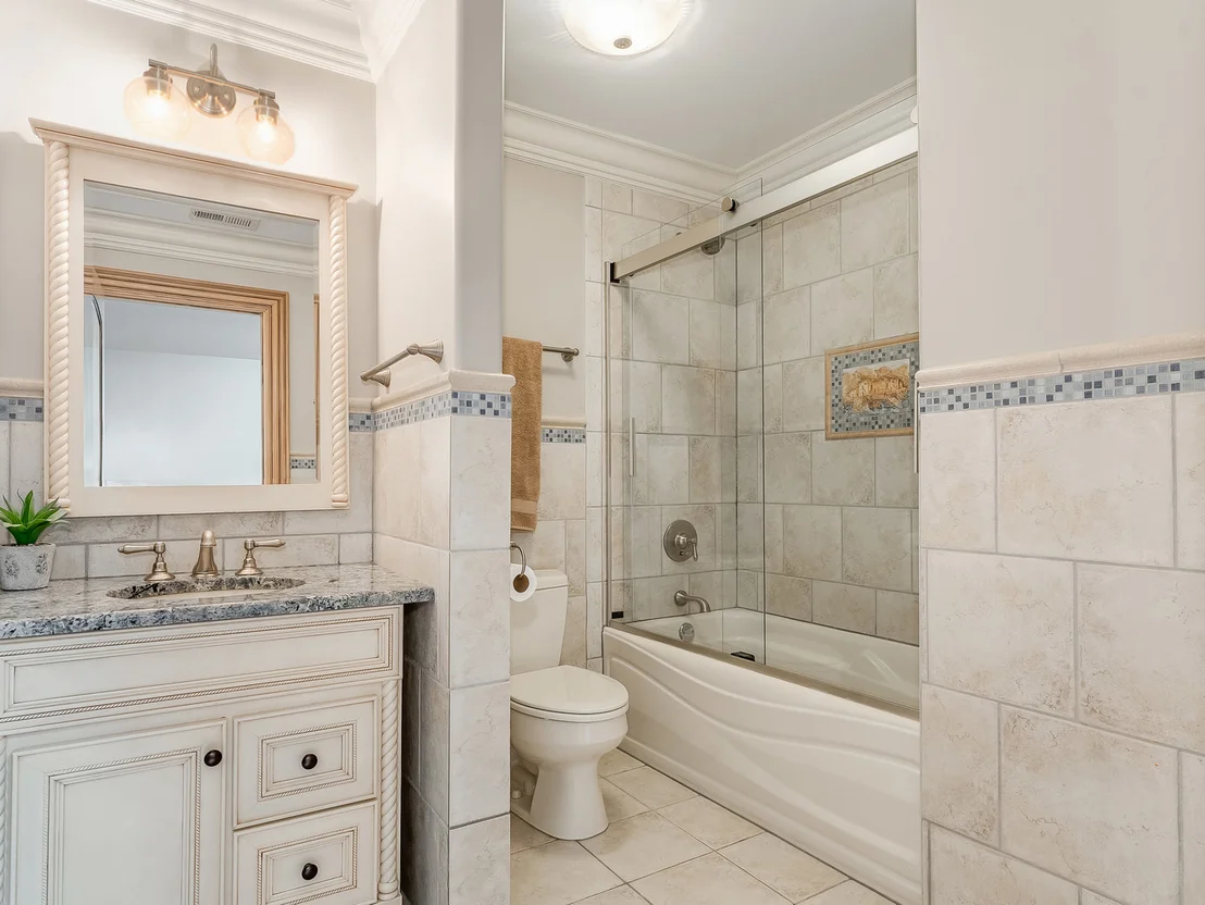 Photo of 720 Willow Road
