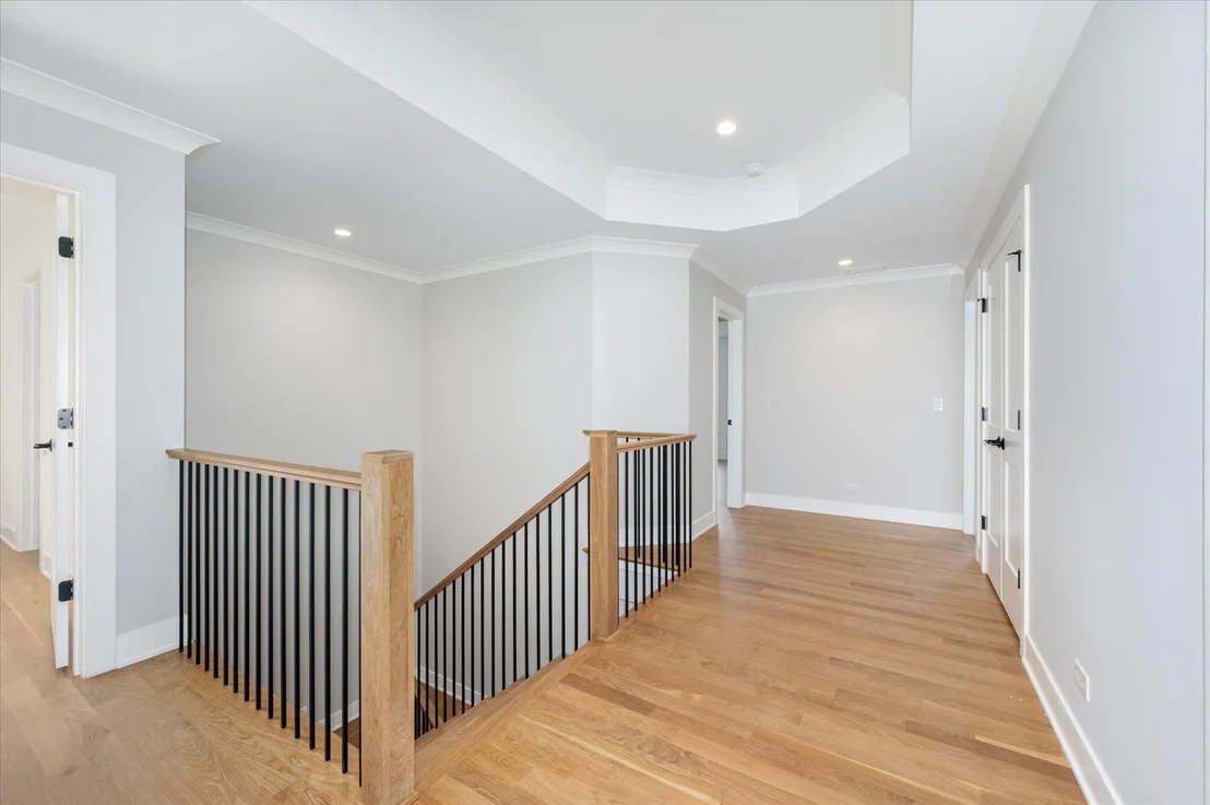 Photo of 964 S Hillside Avenue