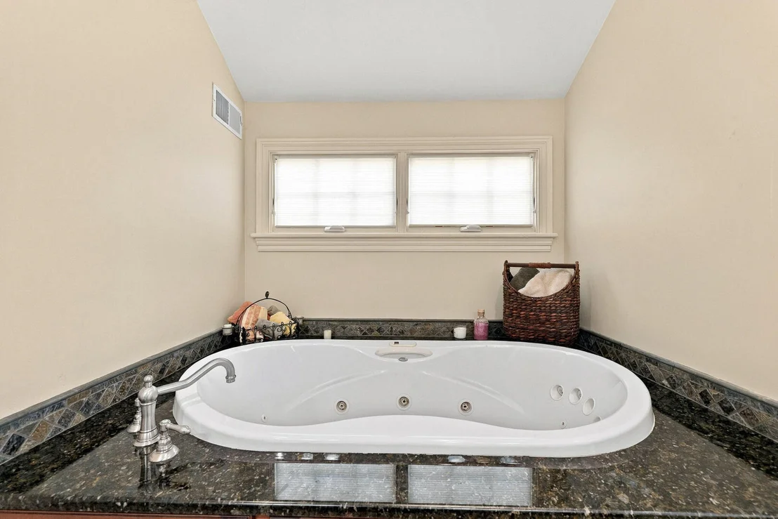 Photo of 2068 N Butternut Lane