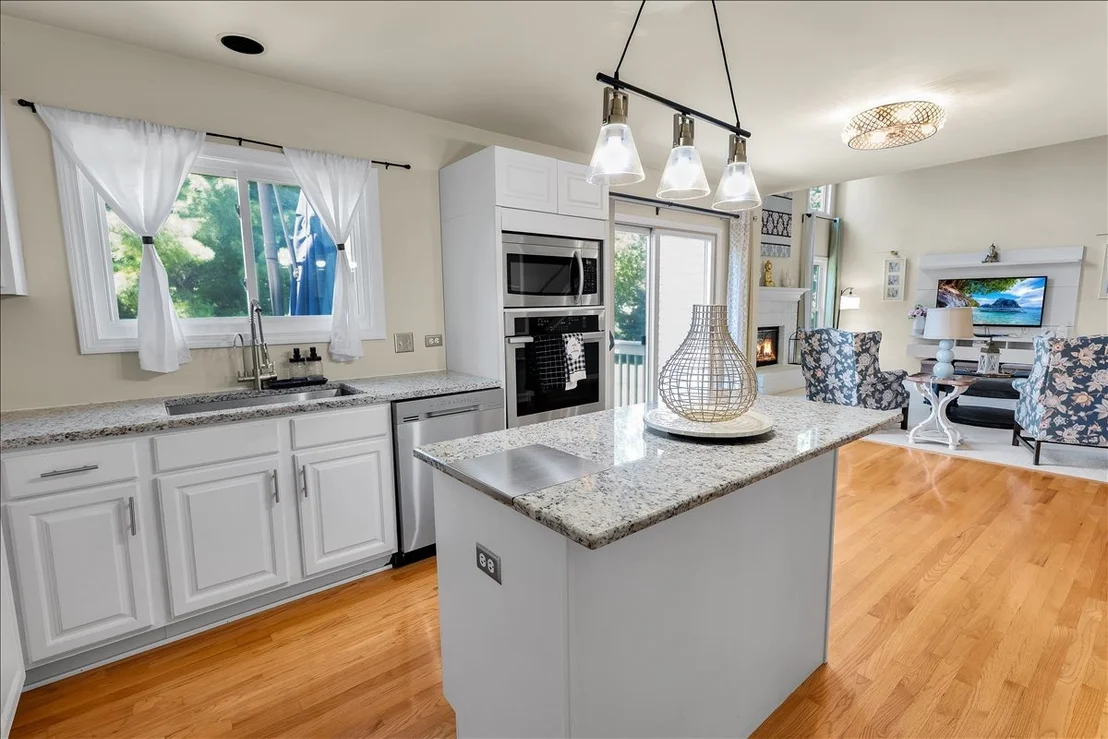 Photo of 1877 Marne Road