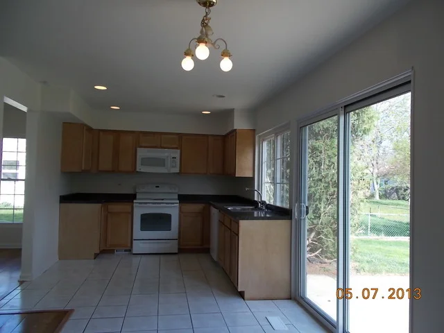 Photo of 19 E Cunningham Drive