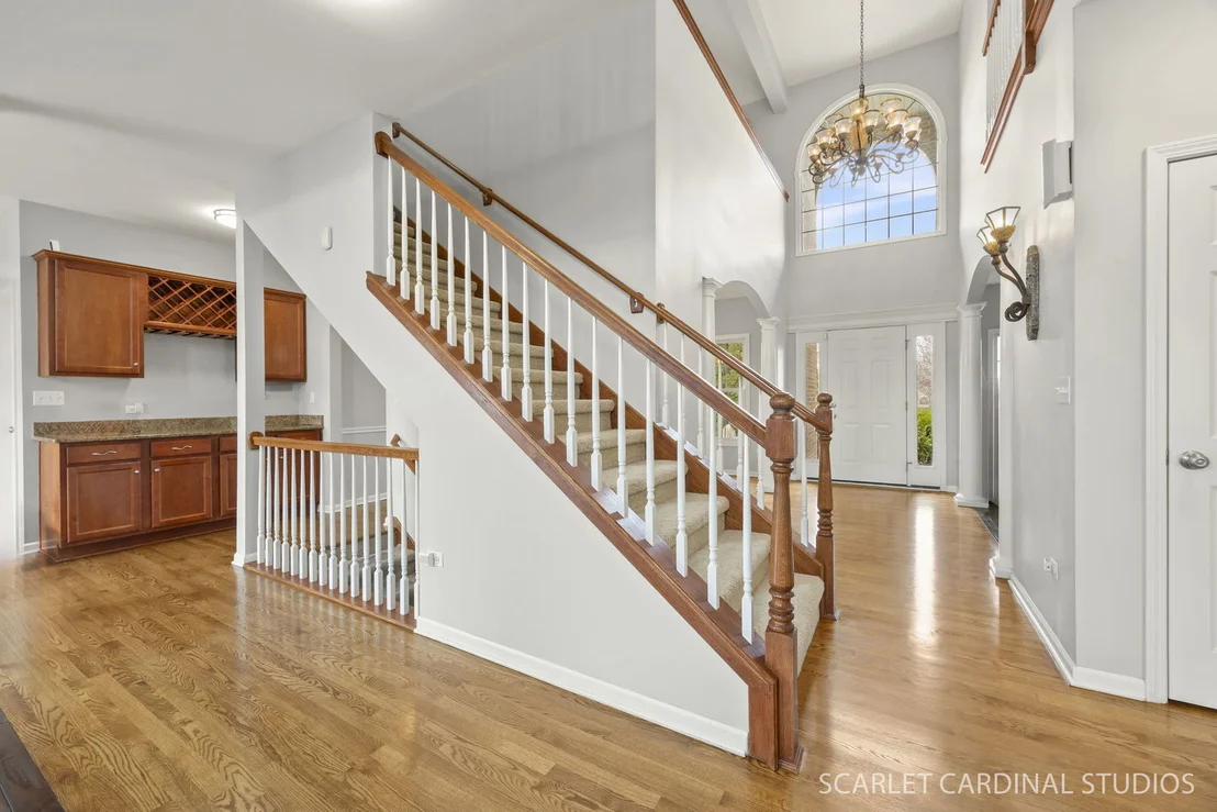 Photo of 208 Amherst Court