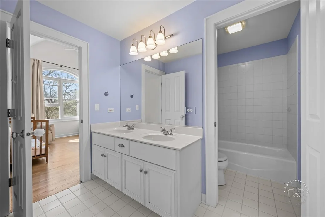 Photo of 415 Villa Avenue