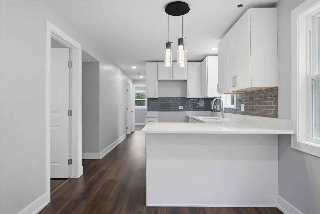 Photo of 2016 W 52nd Street