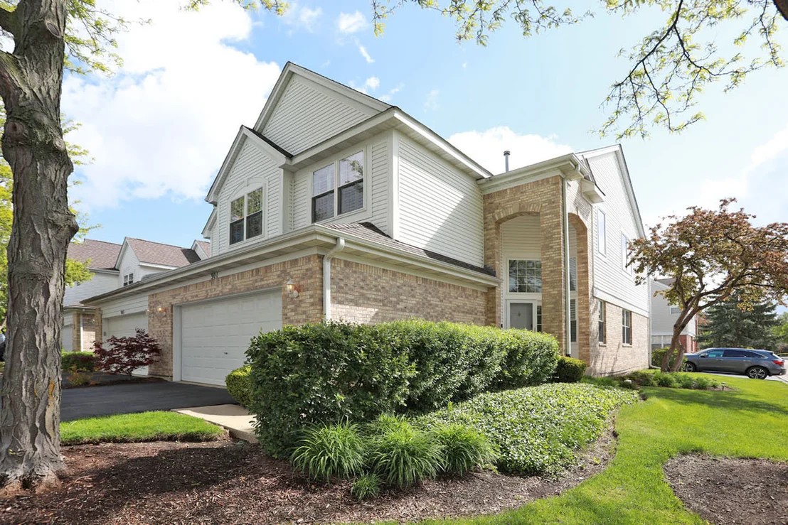 Photo of 301 BAY Drive