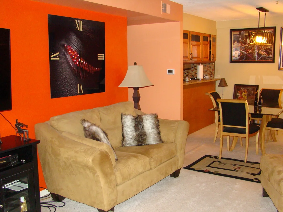 Photo of Unit B202 at 830 Elder Road