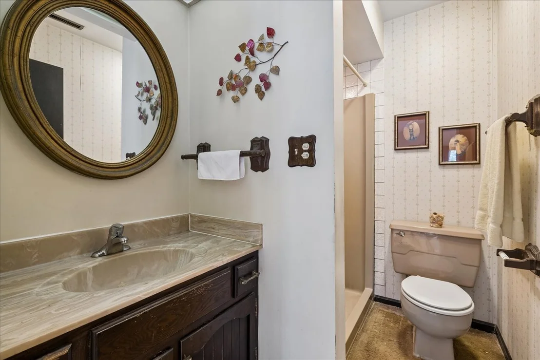 Photo of 13N200 Wedgewood Drive