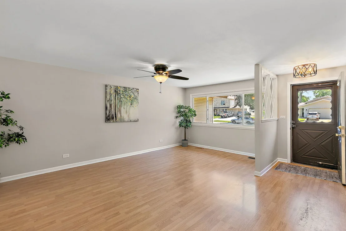 Photo of 616 Clover Lane