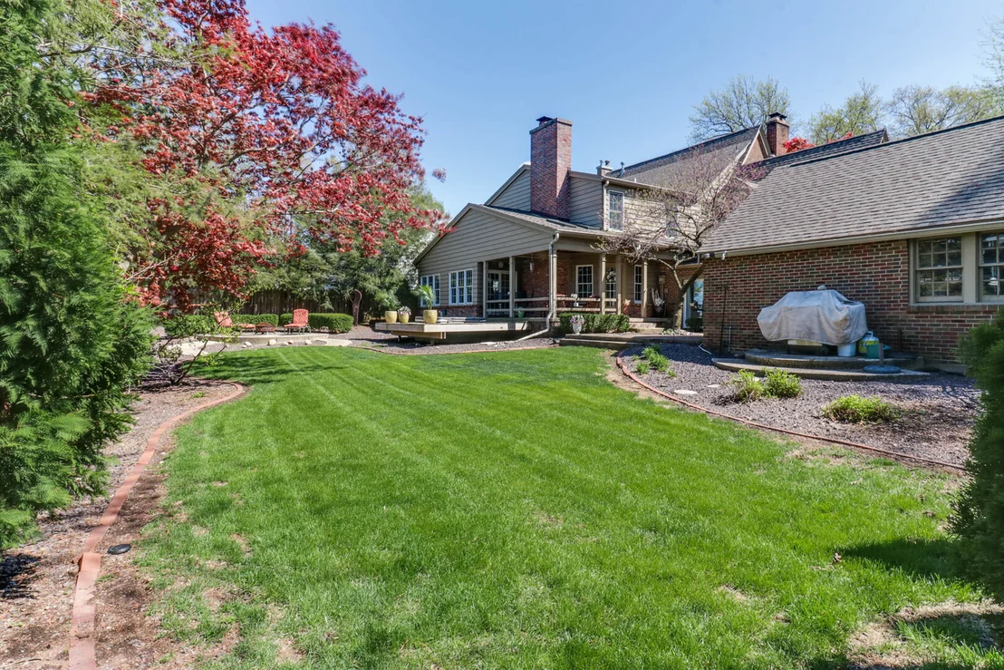Photo of 1202 Elmwood Road