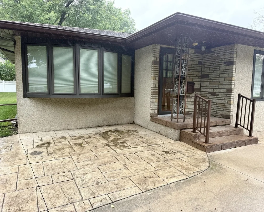 Photo of 205 Oak Street