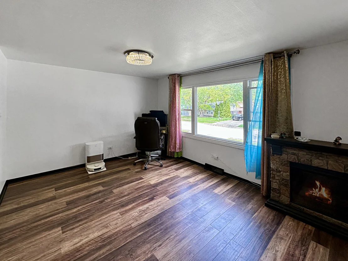 Photo of 74 Frances Lane