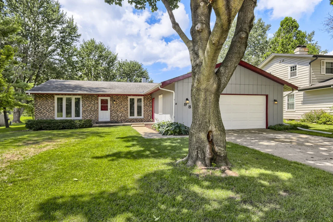 Photo of 98 Brookside Drive