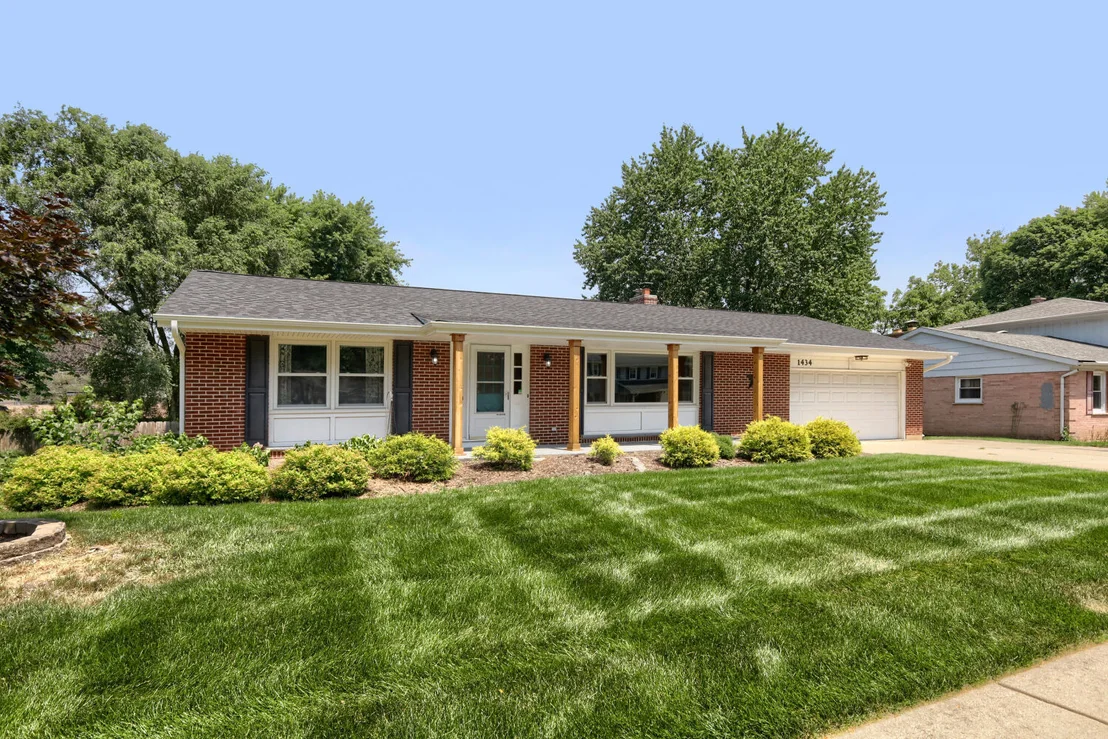 Photo of 1434 Maple Lane