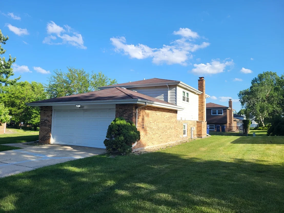 Photo of 6037 Spring Lane