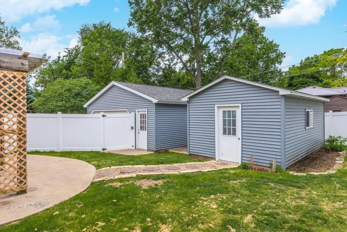 Photo of 12 Norbloom Avenue