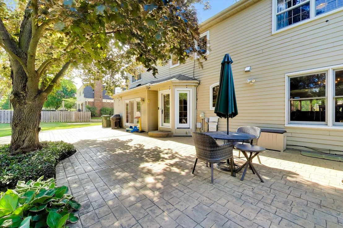 Photo of 1310 W Hampton Place