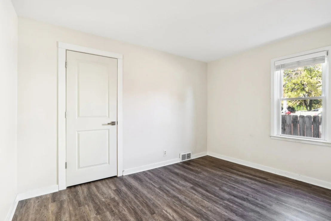 Photo of 420 Willow Road