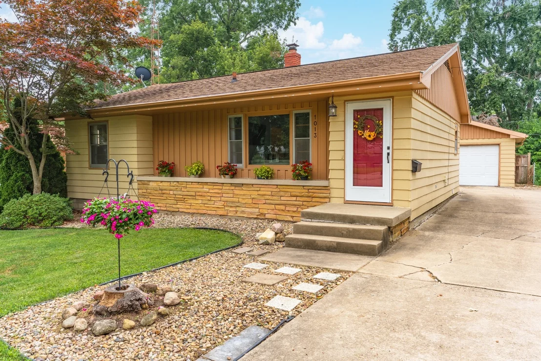 Photo of 1013 N Walnut Street