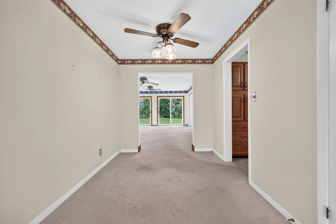Photo of 405 Warren Avenue