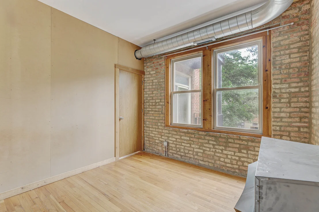 Photo of Unit 2 at 1663 W Pratt Boulevard