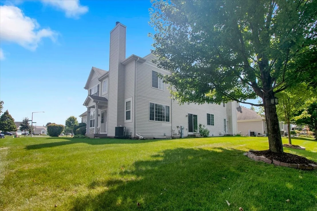 Photo of Unit 0 at 15801 Cove Circle
