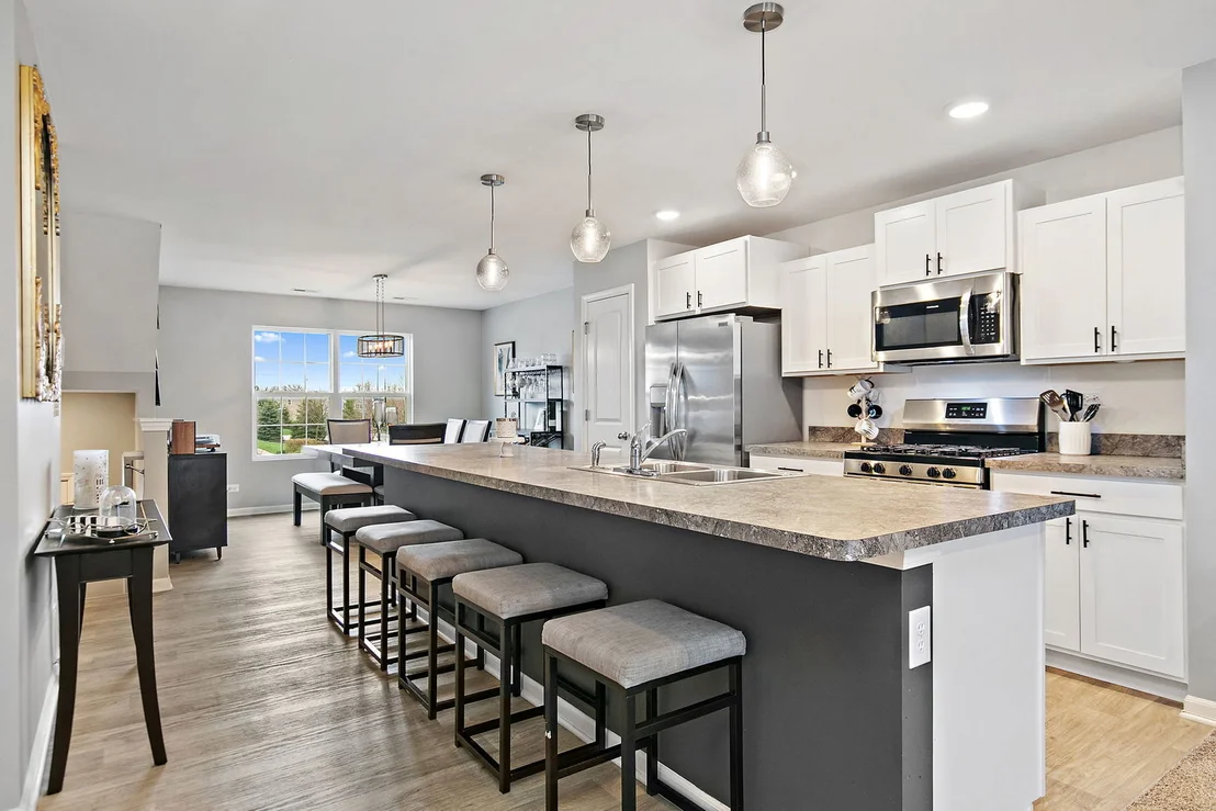 Photo of 2387 Alison Avenue