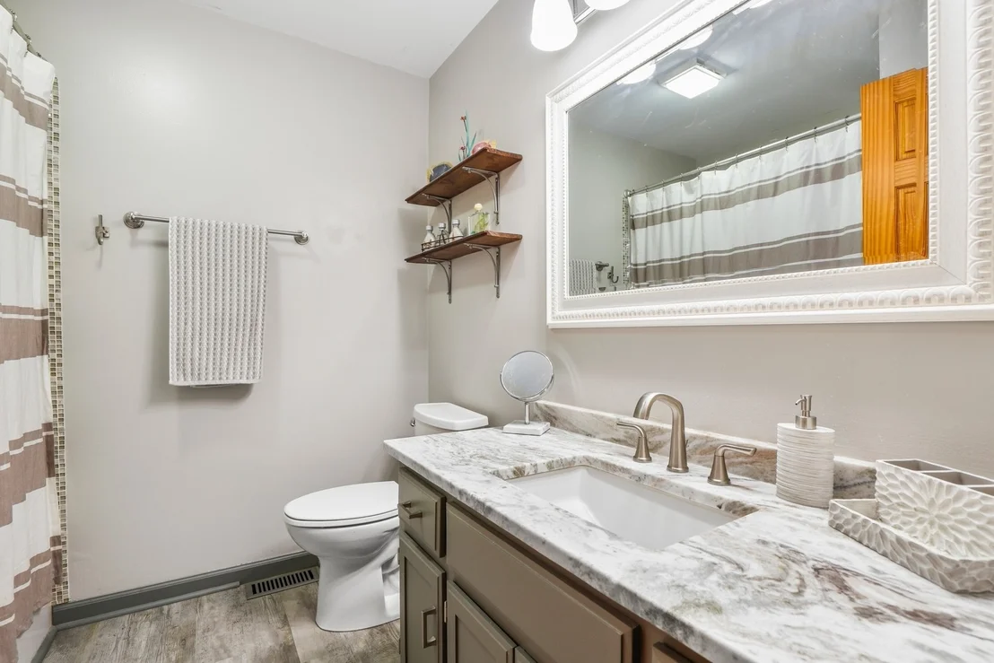 Photo of 799 Amanda Road