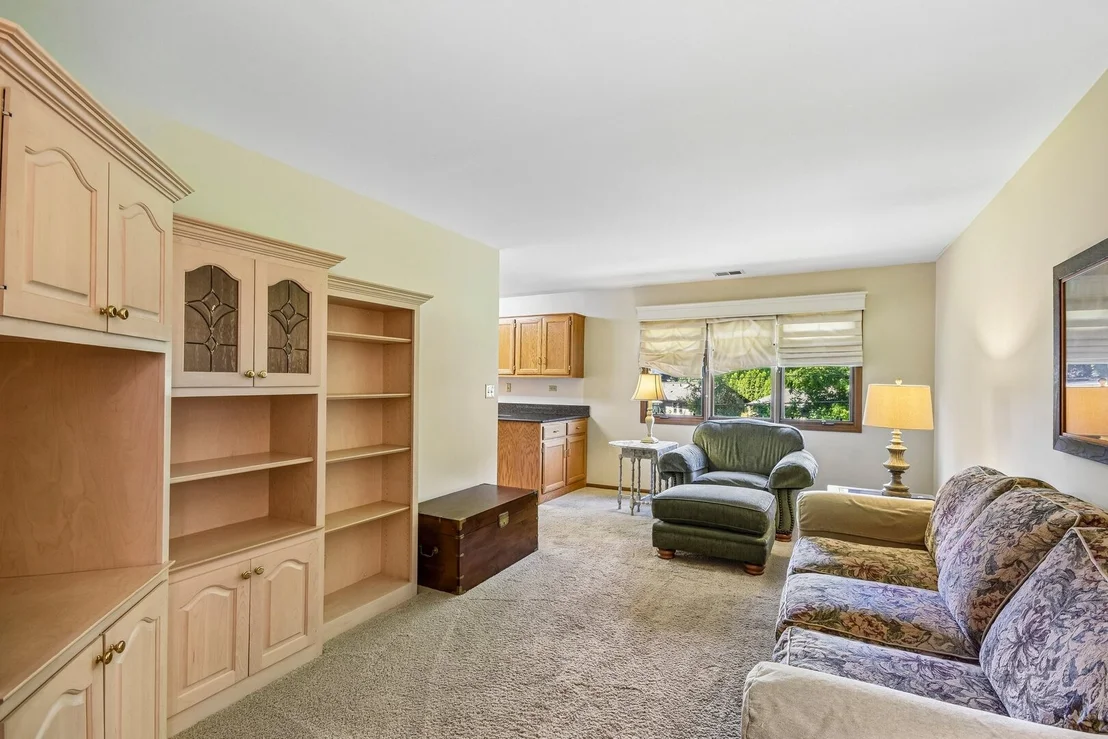 Photo of 2545 Harbor Drive