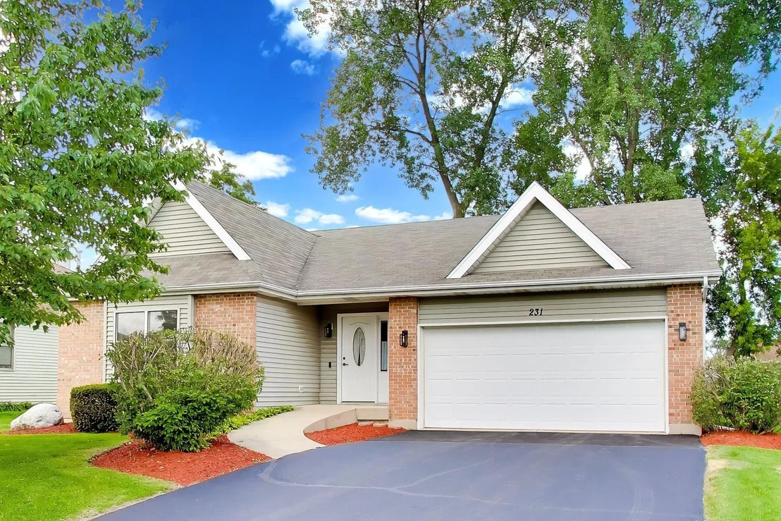 Photo of 231 Clover Chase Circle