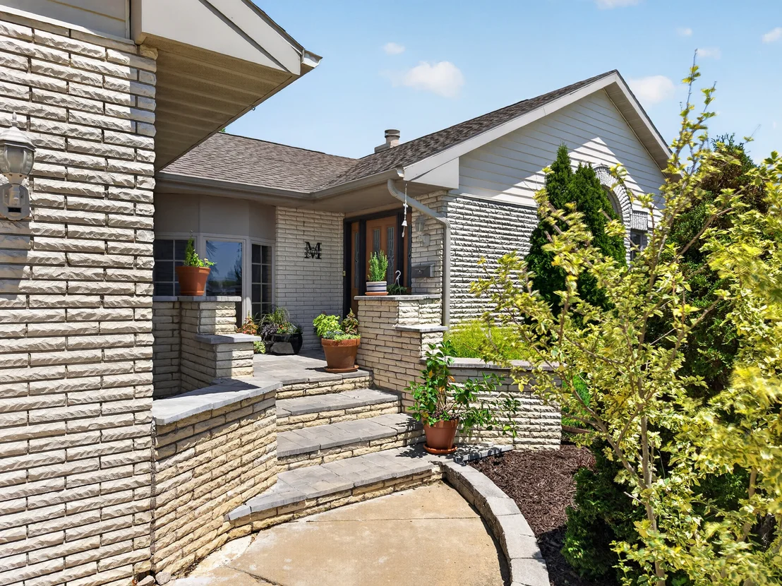 Photo of 1722 Sharon Road