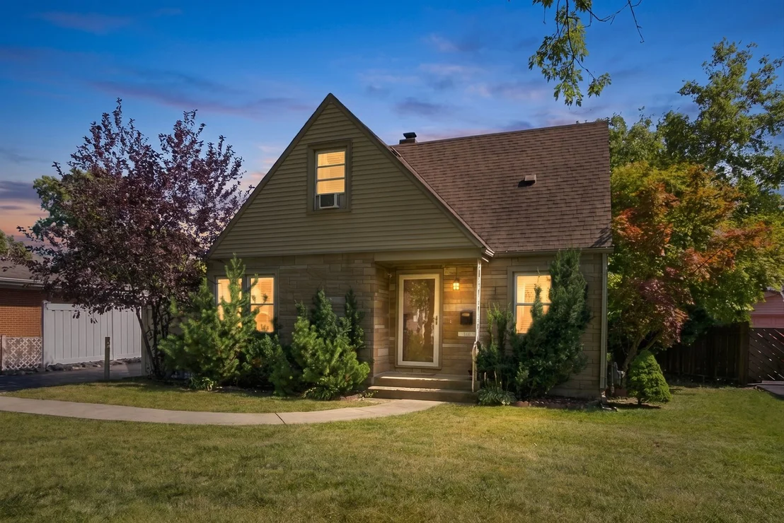 Photo of 2115 Halsey Drive