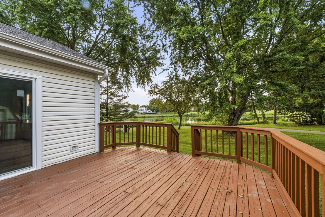 Photo of 1080 Dresden Drive