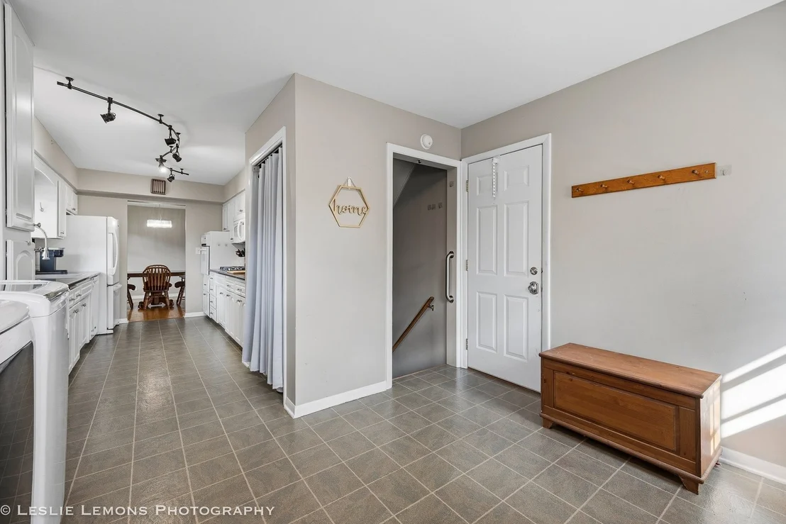 Photo of 3S328 Juniper Lane