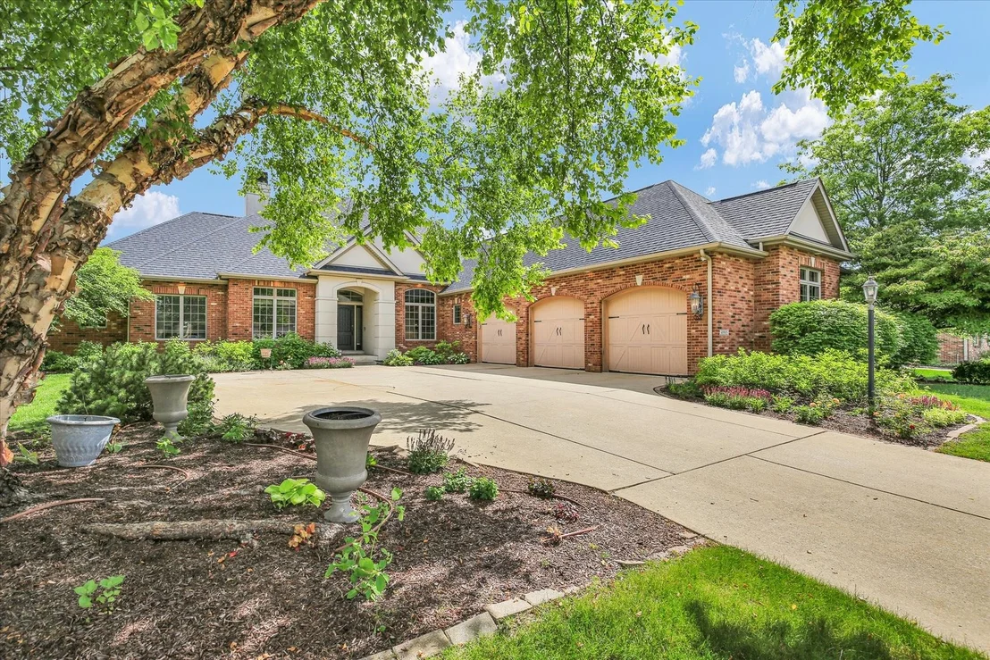 Photo of 4905 Peifer Lane