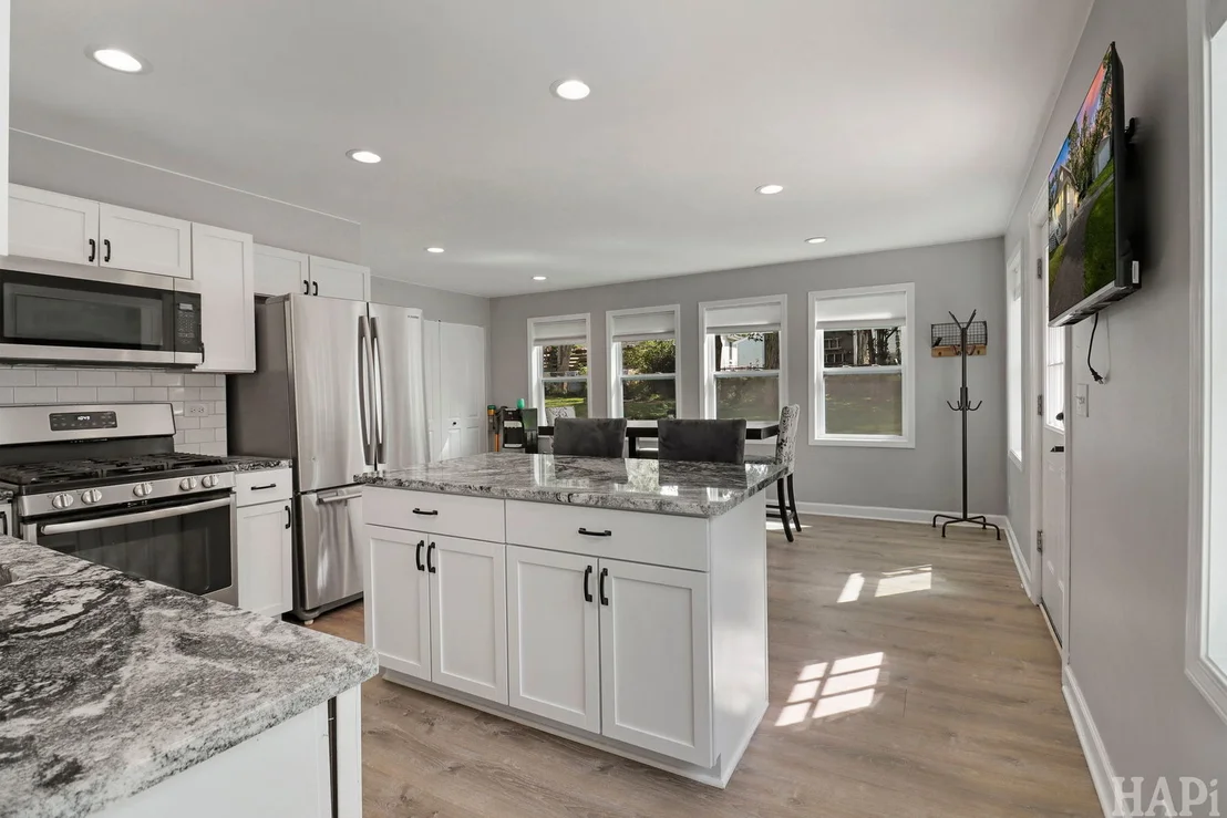 Photo of 35671 N Wilson Road