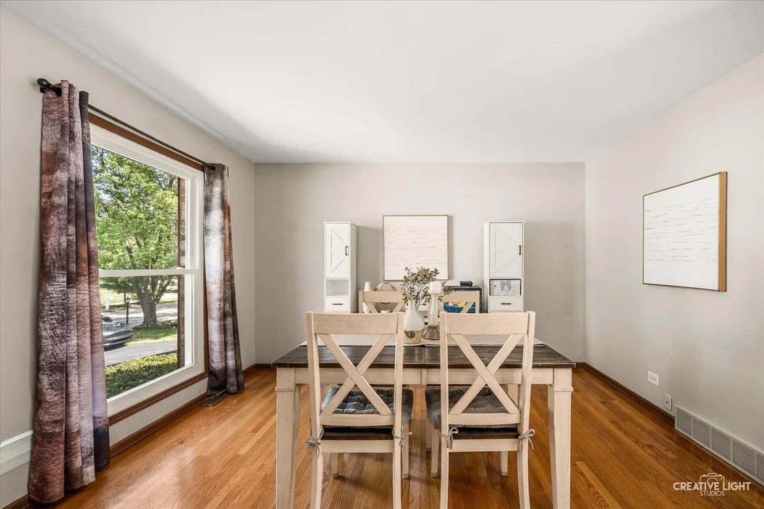 Photo of 208 Iris Drive