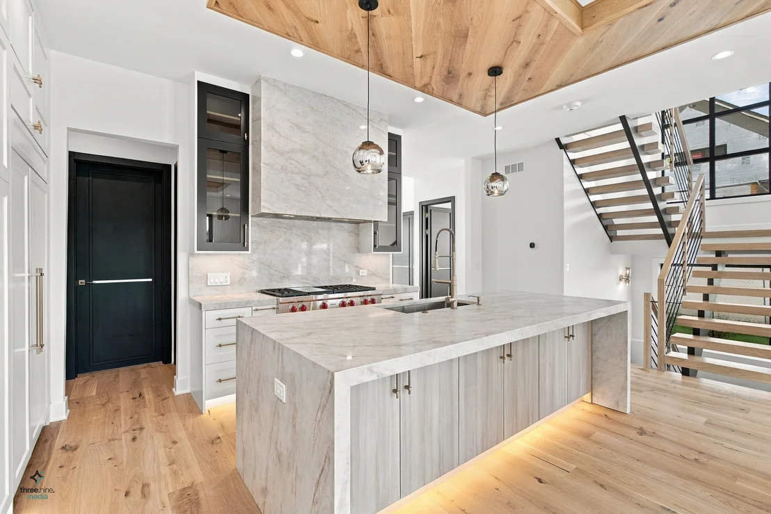 Photo of 414 Forest Edge Drive