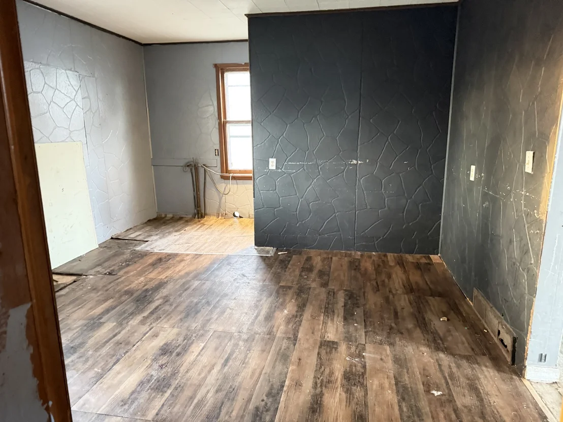 Photo of 337 N 6th Avenue