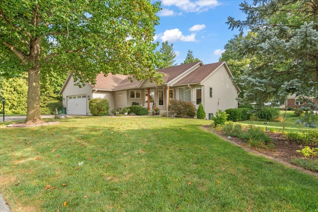 Photo of 2000 Spruce Lane