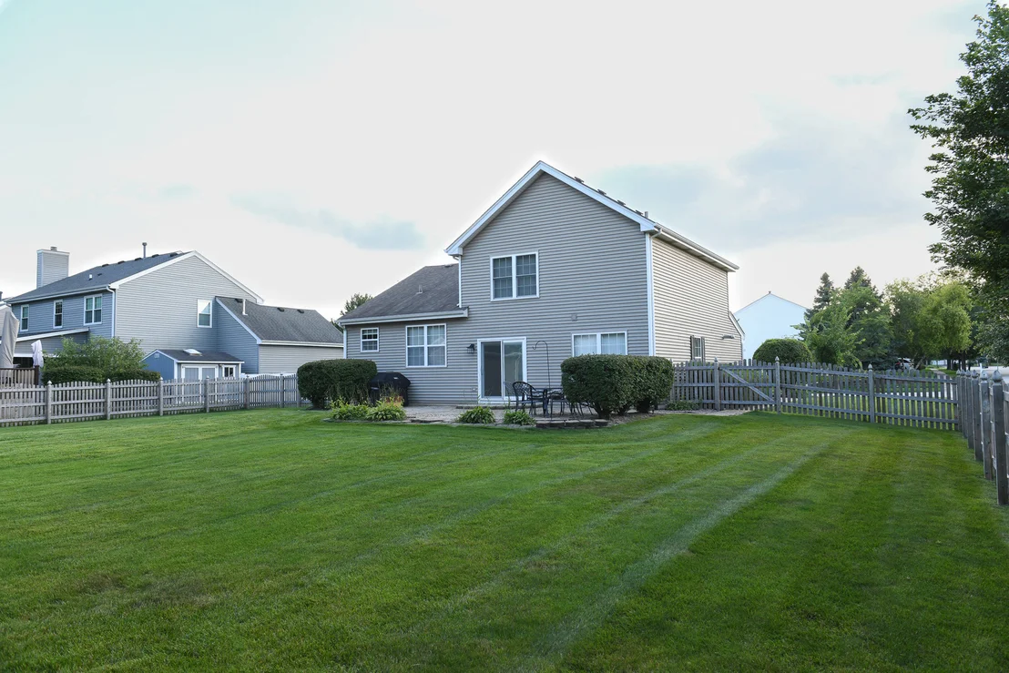 Photo of 910 Carlyle Drive