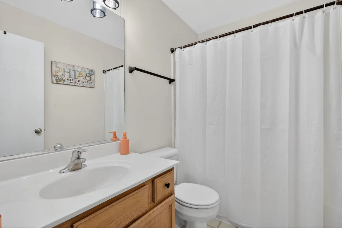 Photo of 1501 Roth Drive