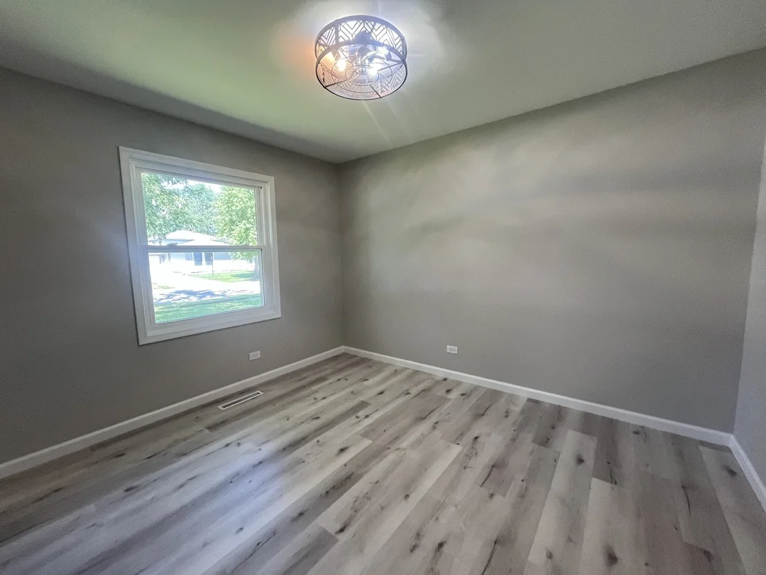 Photo of 11 bonds Drive