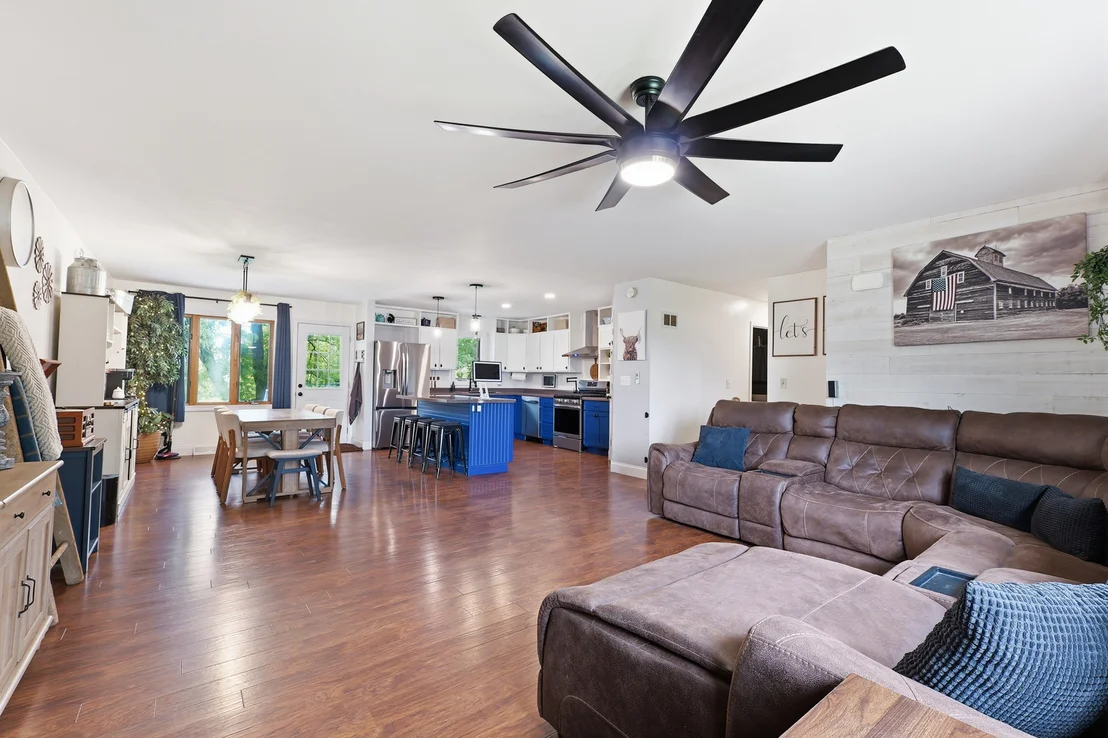 Photo of 8065 Ashley Road