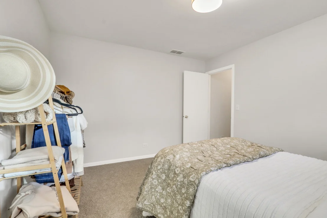 Photo of 983 Ellsworth Drive