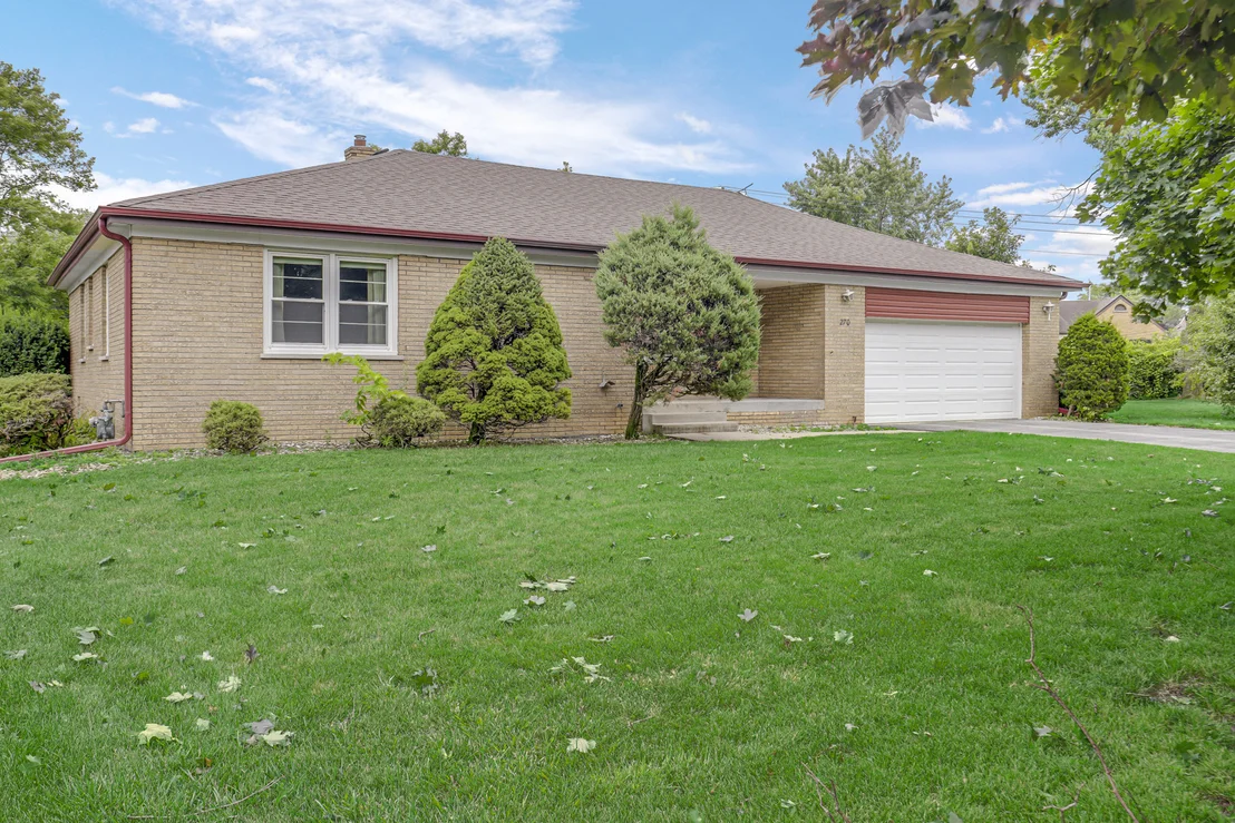 Photo of 270 Crescent Drive