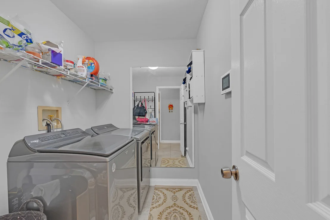 Photo of 585 Marseilles Circle